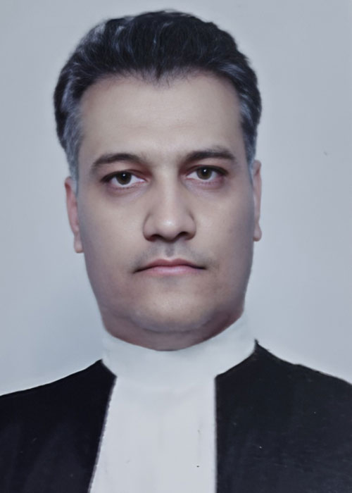 وکیل بیات مختاری